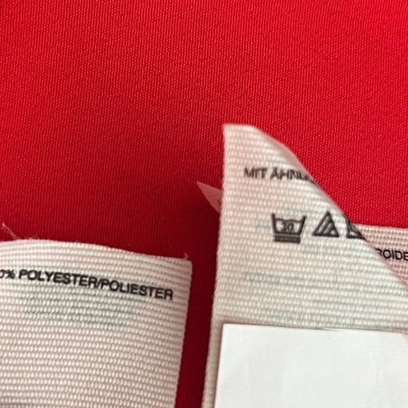 COPY -(NWT) RACHEL Rachel Roy Red V-Neck Handkerchief Hem Top Plus Size 3X/4X - Picture 14 of 14